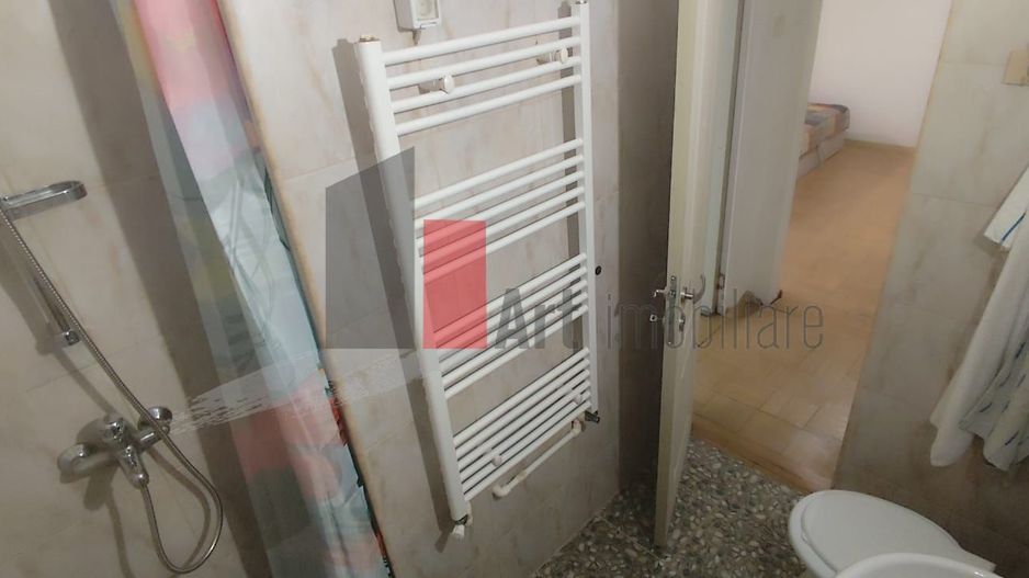 Apartament de vanzare cu 2 camere in zona Pajura. - Poză 31