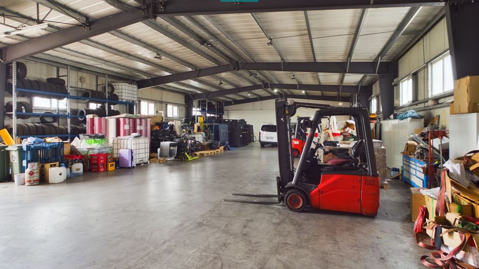 Hală industrială cu teren de 3600 mp în Gai - Poză 27