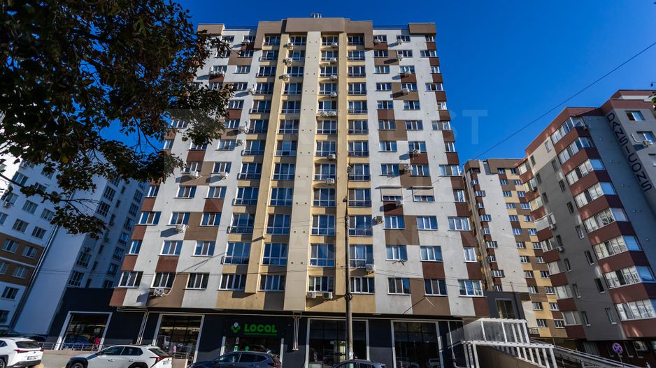 Vânzare, apartament, 2 camere+living, str. Ion Creangă, sect Buiucani - Poză 1
