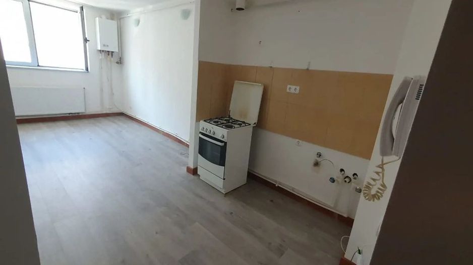 BRASADAS vinde garsonieră 29mp etajul 2/4 Cloșca. - Poză 2