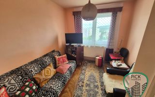 P 1231 - Apartament cu 3 camere în Târgu Mureș, Dâmbu Pietros, hol pătrat - Poză 7