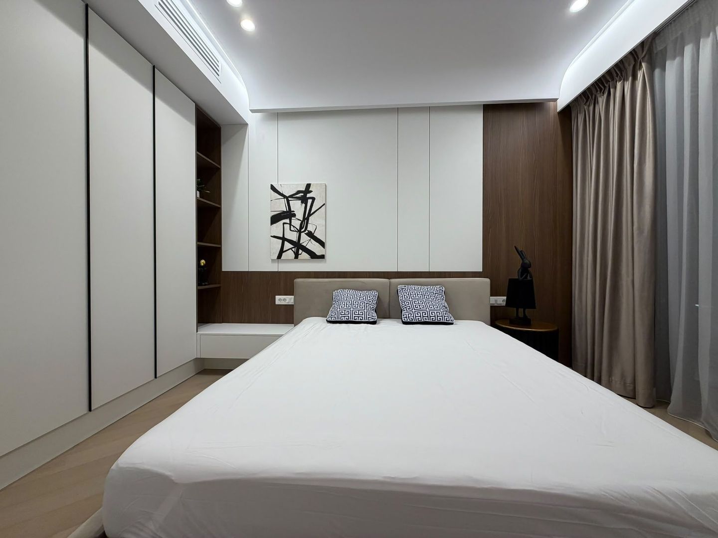 Rent I Luxury 3-Room Apartment | Cortina126 I Iancu Nicolae - Poză 10