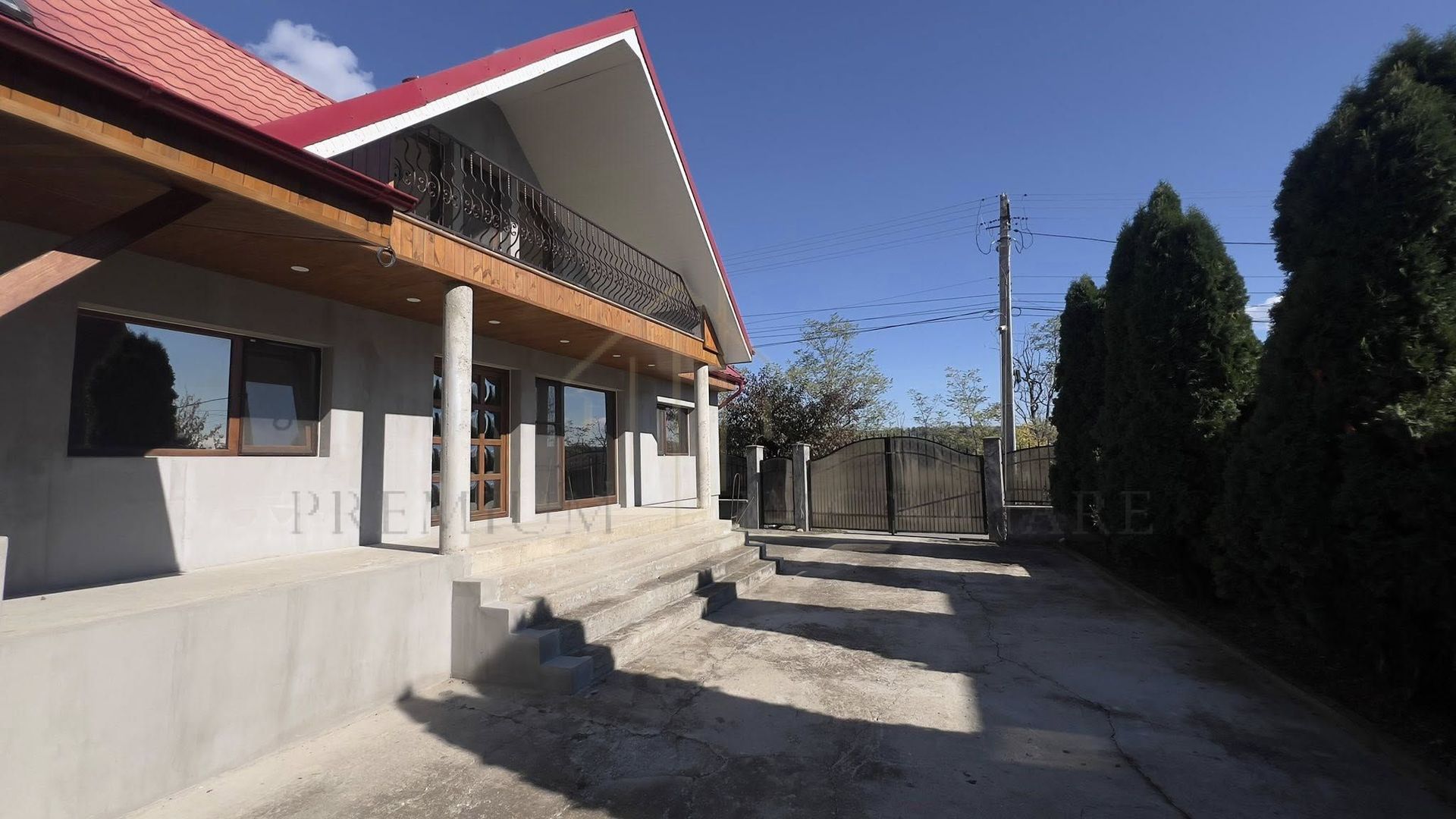 Casa de vanzare la 13 km de Onesti - Poză 22