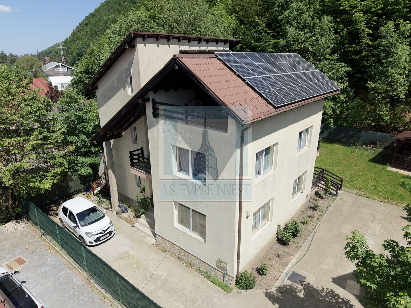 Casa/vila P+E+M, individuala ,730 mp teren-Timișul de jos - Poză 1