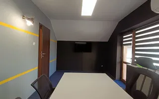Spatiu de birou la casa cu curte si parcari - Poză 11