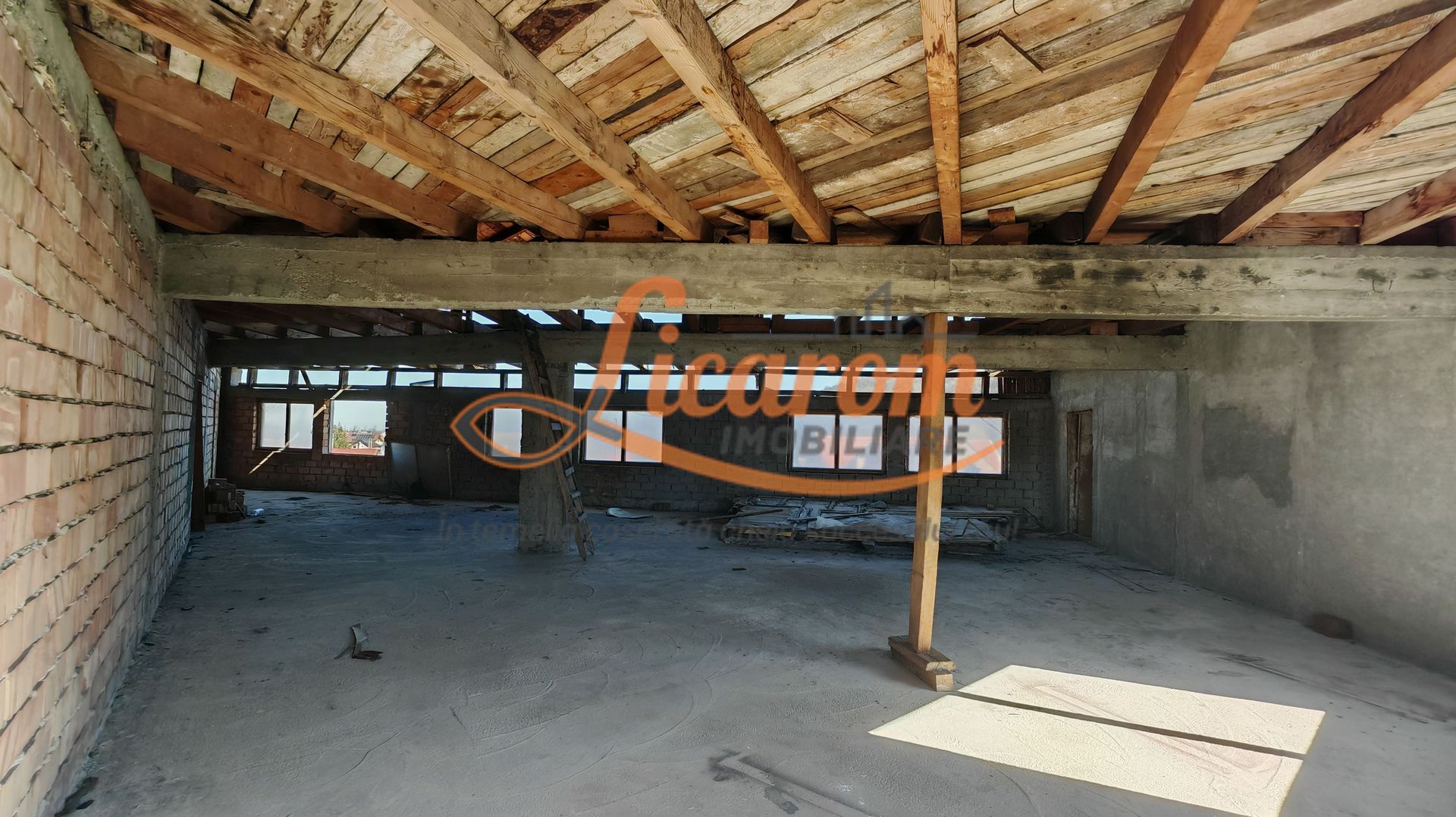 Cladire P+4 Rasnov- Central, IDEAL INVESTITIE. - Poză 16