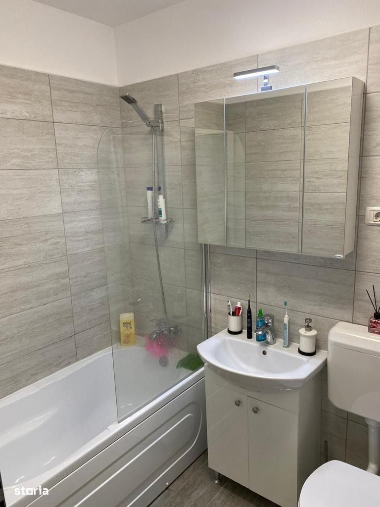 Apartament 3 camere Apărătorii Patriei Viva Residence - Poză 9
