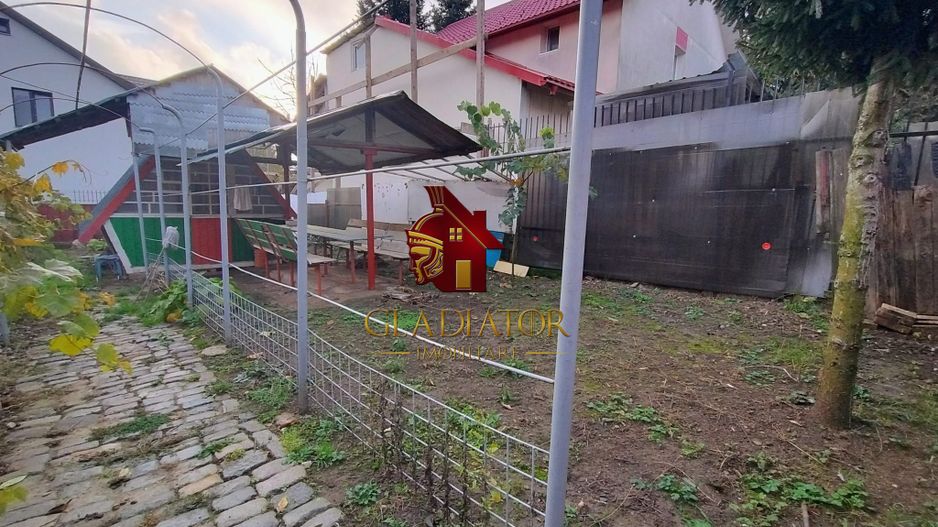 Casa cu teren 491 mp la pret de apartament cu 1 camera in Nicolina - Poză 9
