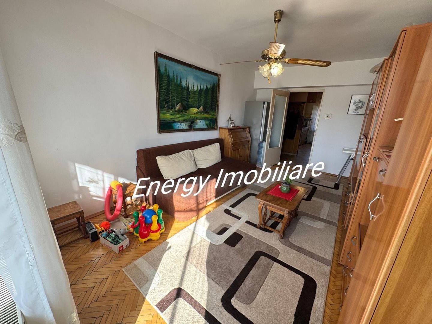 De vânzare apartament cu 3 camere în cartierul Tudor (Corina) - Poză 1