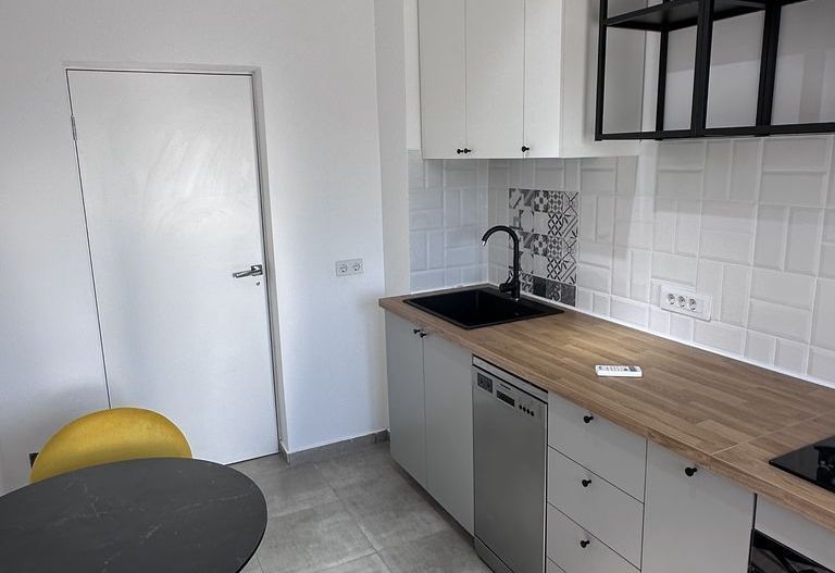 AP. 2 CAMERE 13 SEPTEMBRIE, MASINA SPALAT VASE, MOBILAT/UTILAT MODERN - Poză 7