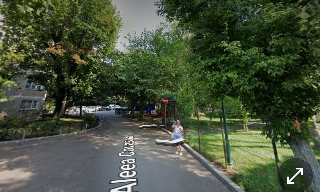 Apartament 4 camere, Bld. Brancoveanu, Aleea Covasna. - Poză 1