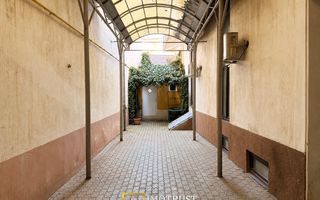 Apartament ultracentral de vânzare - 4 boxe incluse + acoperiș nou - Poză 5
