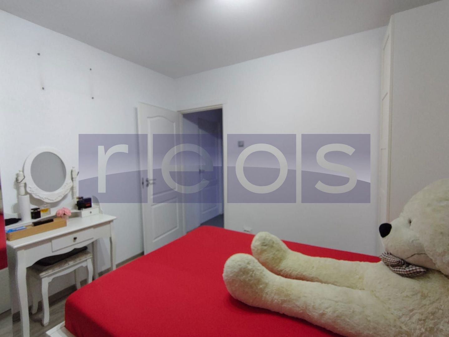 VANZARE 3 CAMERE I DECOMANDAT I MOBILAT I UTILAT I VALEA OLTULUI - Poză 10