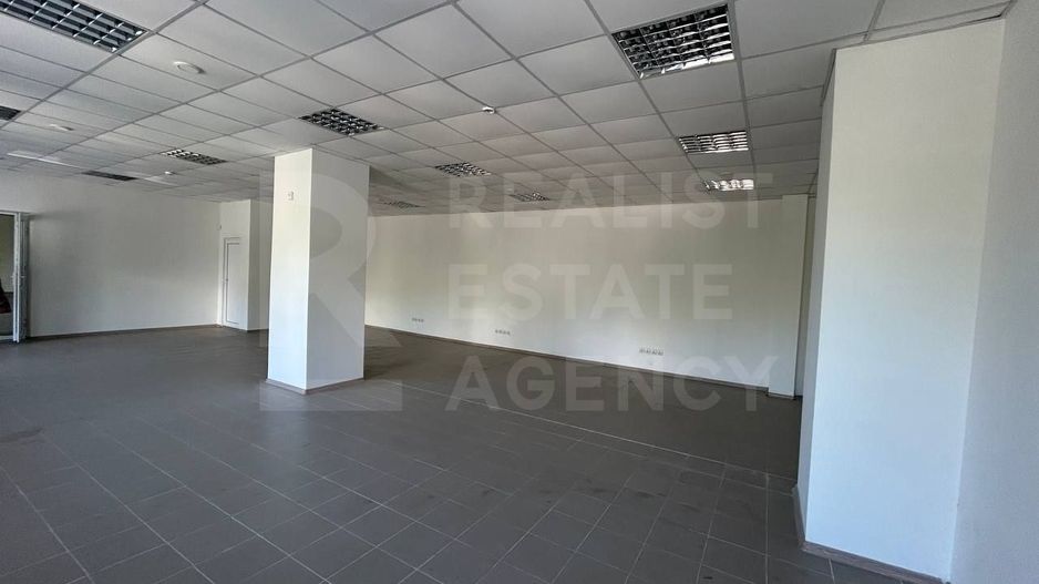 Vânzare, spațiu comercial, 207 mp, str. Independenței, Edineț - Poză 6