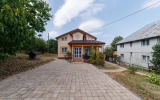 Casă în orașul Pitești - Strada Plopilor - Comision 0 - Poză 23
