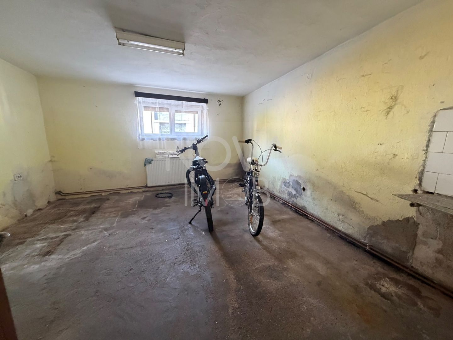 Casa individuala de vanzare cu COMISION 0, Zona Lazaret / Lupeni - Poză 4