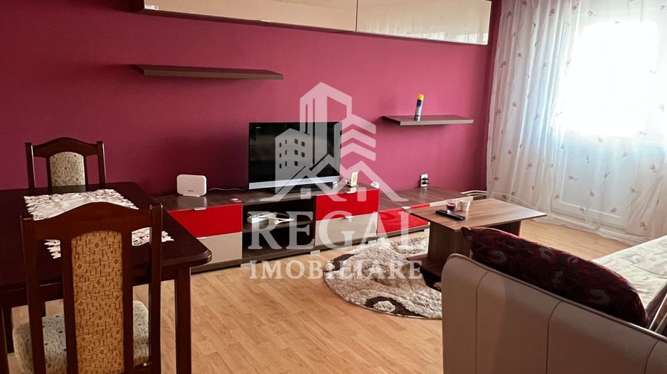 Apartament de inchiriat cu 3 camere. Zona Micro 5/1 (B-dul Traian) - Poză 1