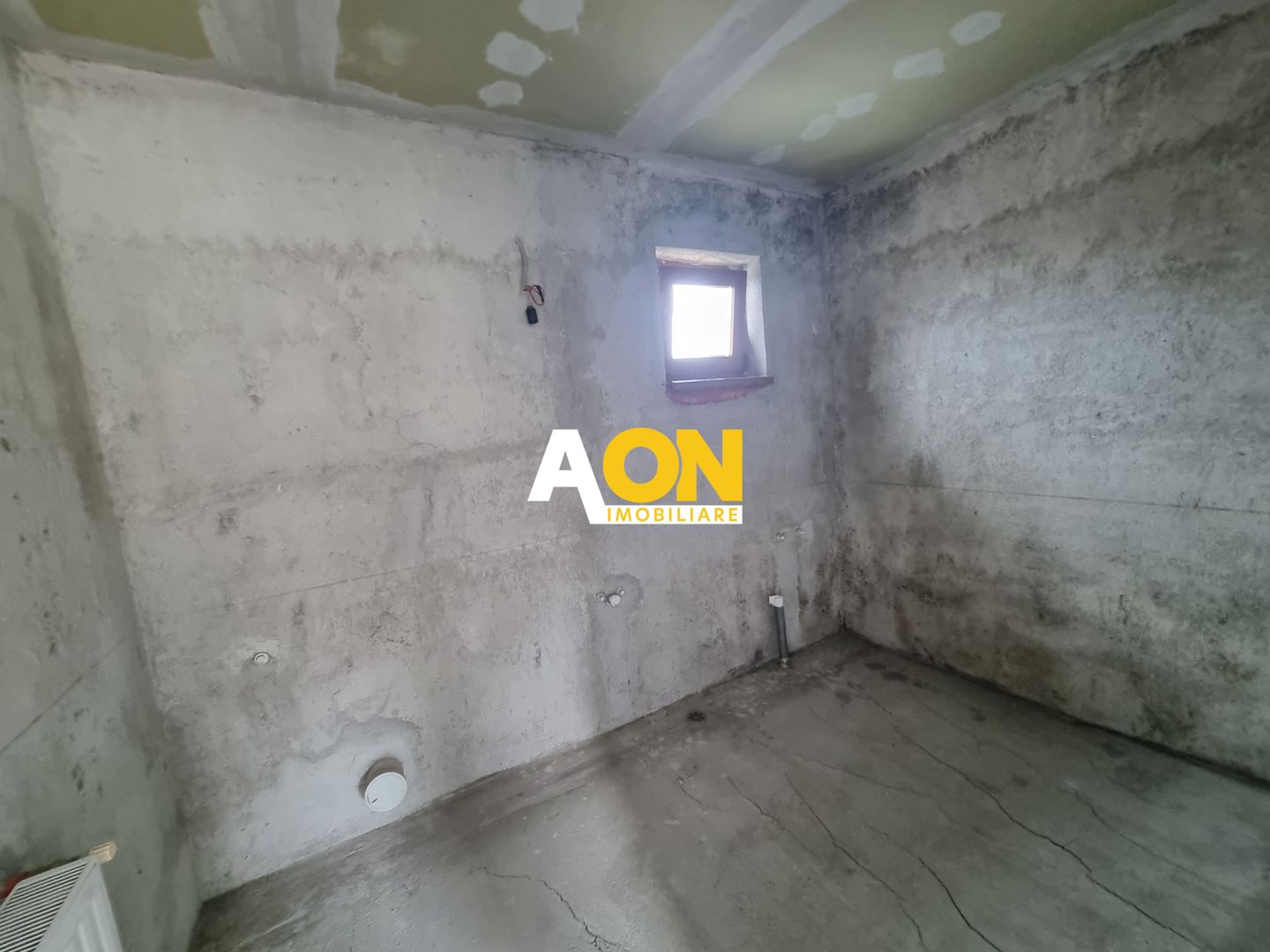 De vanzare casa 6 camere, S+P+M, 900mp teren, Cetate - Poză 15