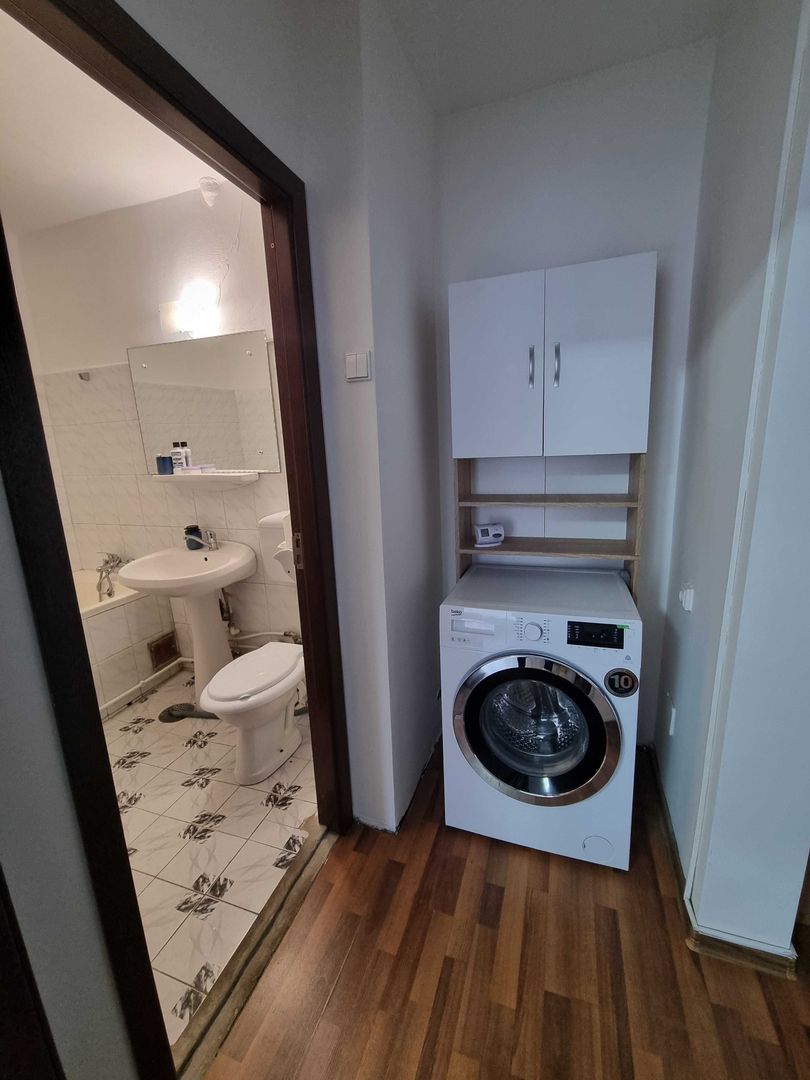 De inchiriat apartament 2 camere ultracentral - zona Fata pe Valuri - Poză 3