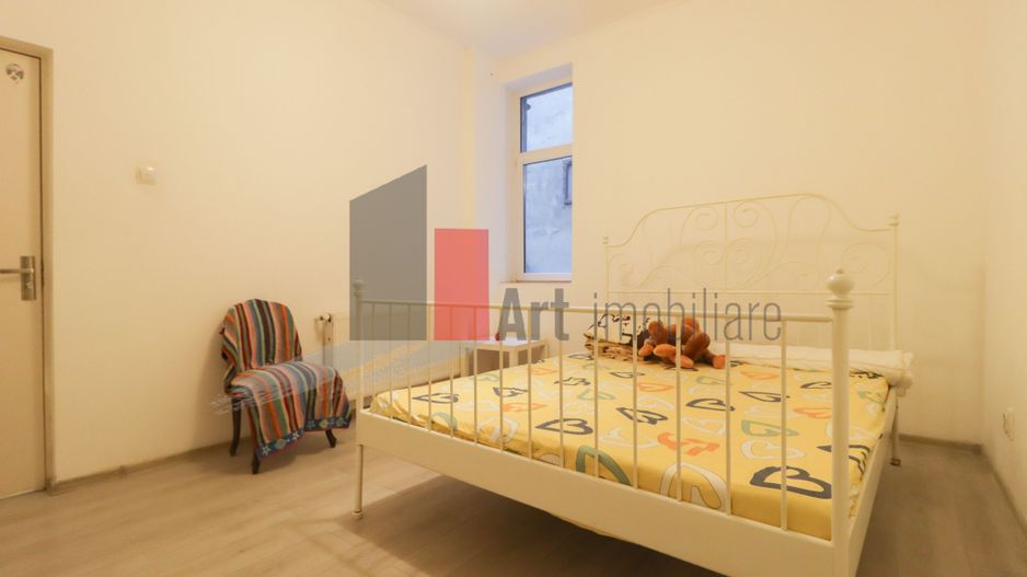 Apartamentul "REHEGUA" , stradal, bloc "REABILITAT" - Poză 7