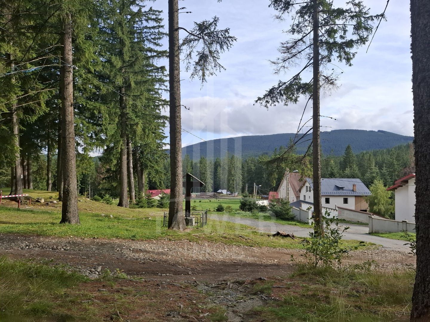 Pensiune de vânzare în Păltiniș – oportunitate de investiție - Poză 5