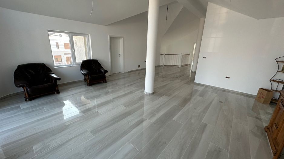 Casa individuala Dumbravita P+ M/ Teren 955 mp cu 2 fronturi - Poză 9