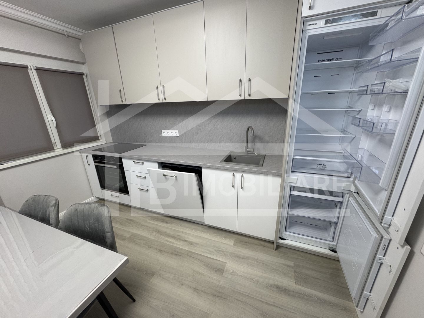 Apartament cu 3 camere, 67 mp, Zona UMFST - Poză 9