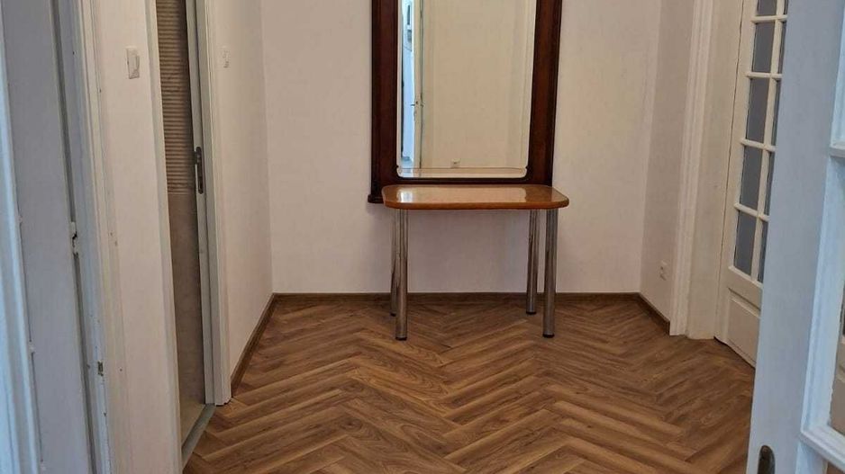Apartament 2 camere de vânzare, vilă, parter, curte, încălzire în pardoseală - Poză 4