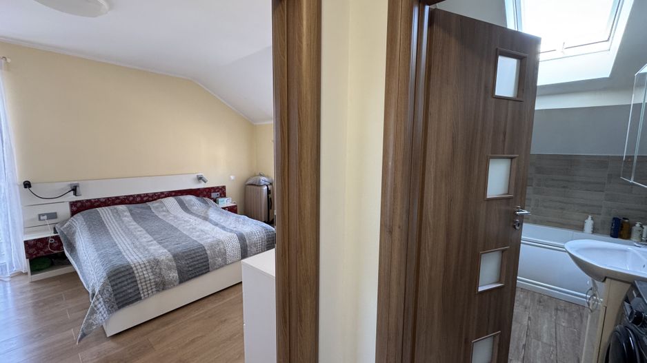 Apartament cu 2 camere in Sanpetru - Poză 11