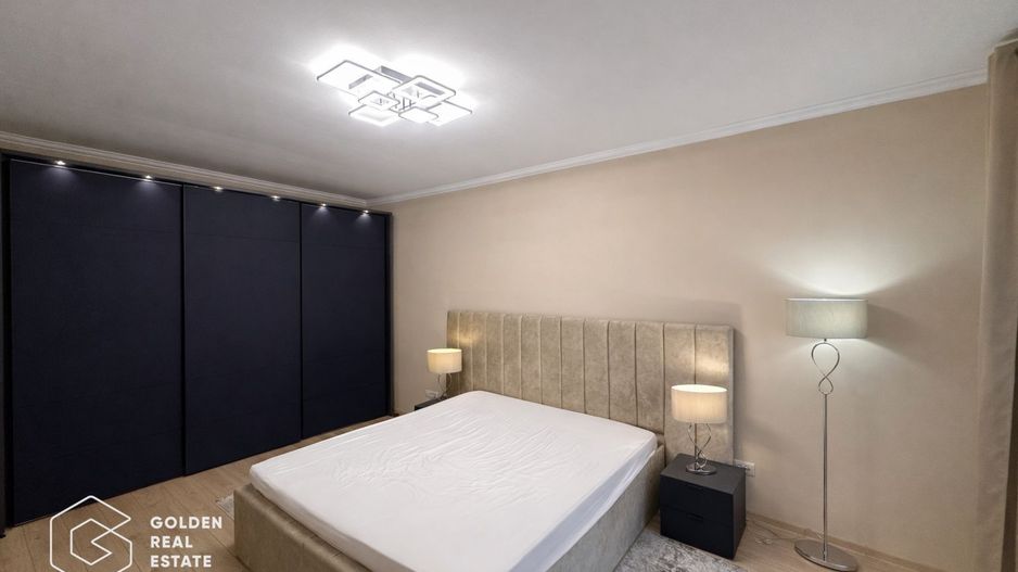 Apartament superb, BERMO, 2 camere, etaj 1, totul nou, centrala proprie, balcon - Poză 9