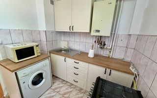 Garsoniera moderna, Baza Sportiva "La terenuri", Manastur, McDonalds - Poză 4