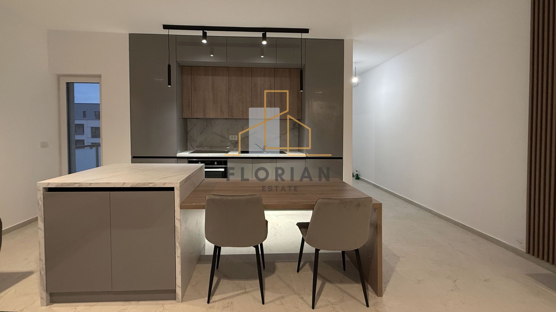 Apartament cu 2 camere, in  zona Torontal - Poză 3