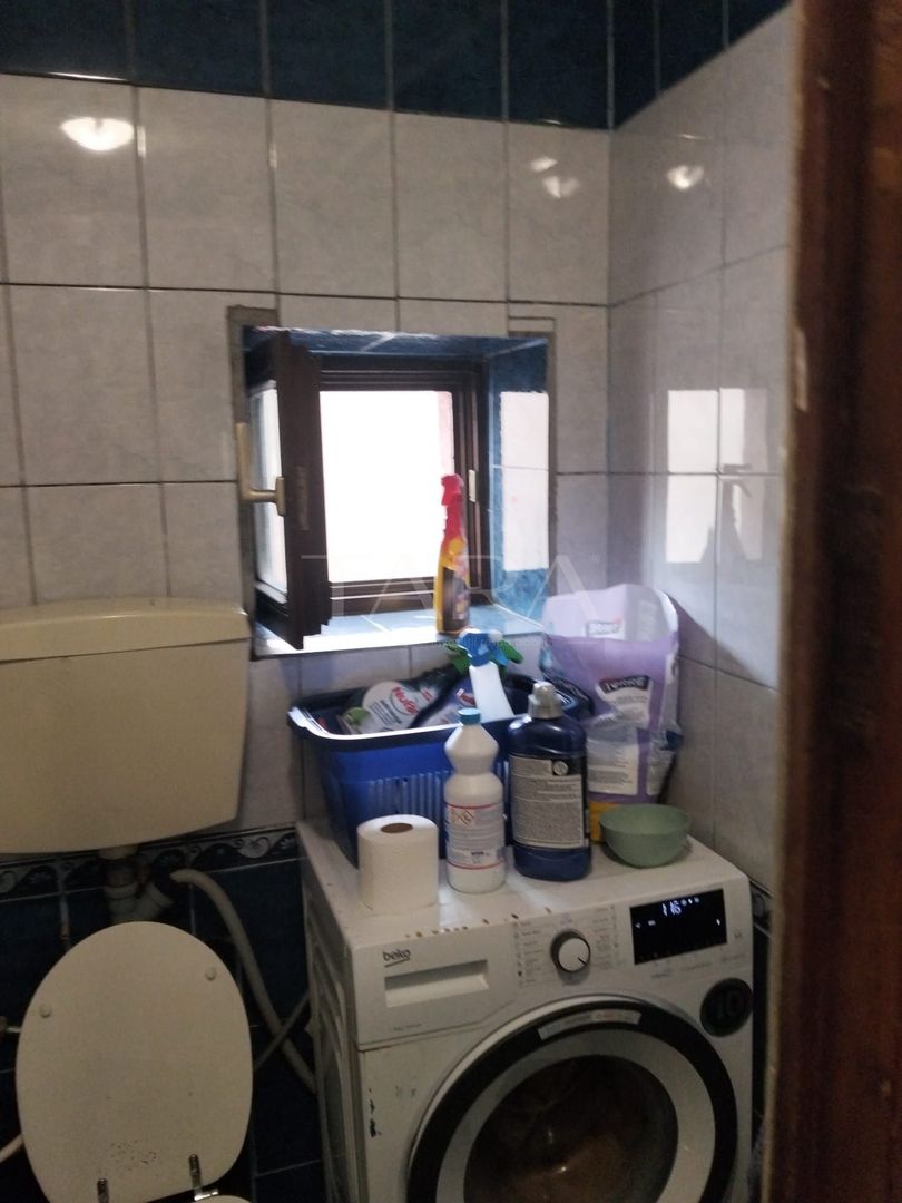 Casă în Piața Unirii – Curte, Parcare și Potențial de Mansardare - Poză 6