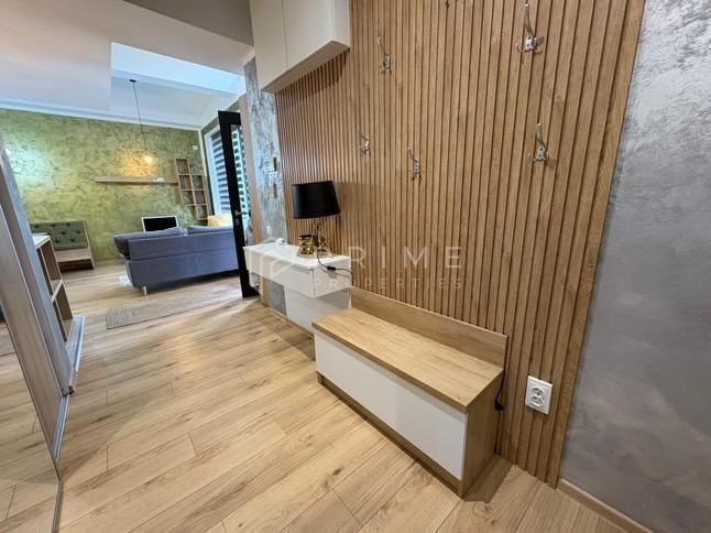 Casă cu design modern, renovată, 3 camere – zonă centrală premium - Poză 3