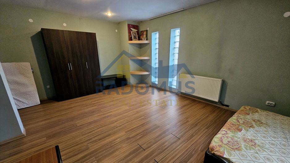 Vilă spațioasă, central, ideală pentru activități comerciale/birouri - Poză 18