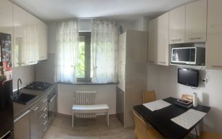 Spre închiriere apartament 3 camere renovat - Poză 1
