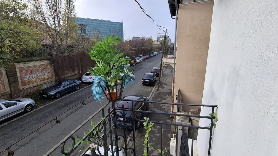 Se vinde etajul 1 si mansarda | Vile interbelica | 13 Septembrie - Poză 36