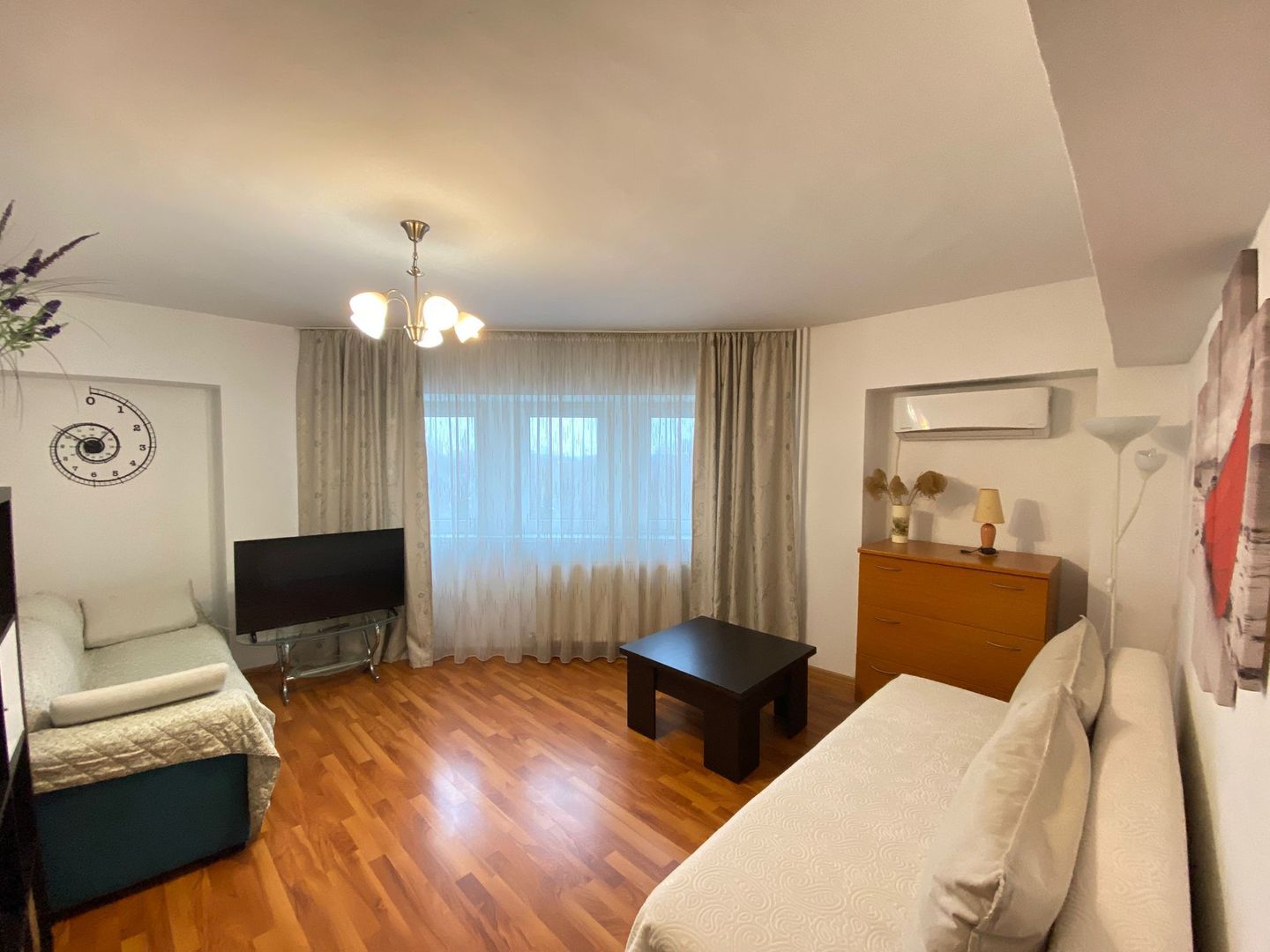 Apartament de închiriat – 2 camere | TINERETULUI V8 - Poză 5