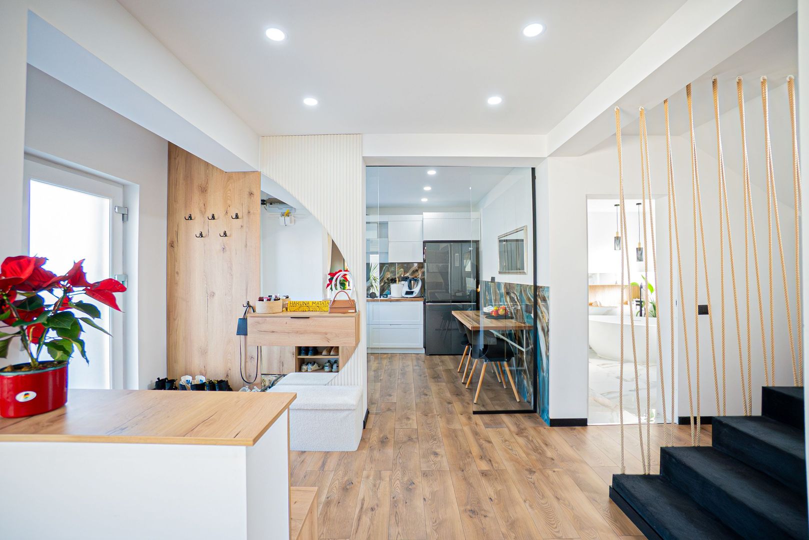 Lumina – Casa P+1E de vânzare, mobilată/echipata, cu piscină si garaj. - Poză 6