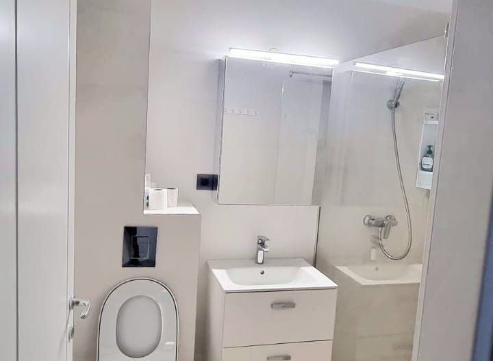 Inchiriere 2 camere  – Sea On, Mamaia Nord | Vedere directă la mare I Parcare - Poză 15