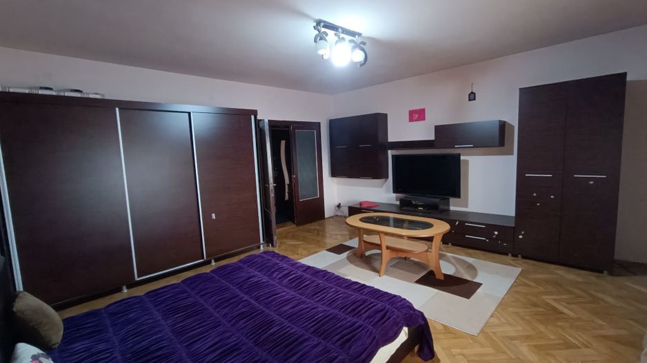 Comision 0%, Vila cu 4 Apartamente, 12 Camere, 444mp Utili, Balcescu - Poză 9