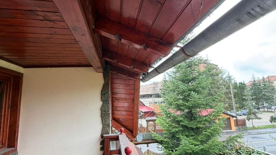 Casă complet renovată, pentru locuință sau pensiune turistică! - Poză 11