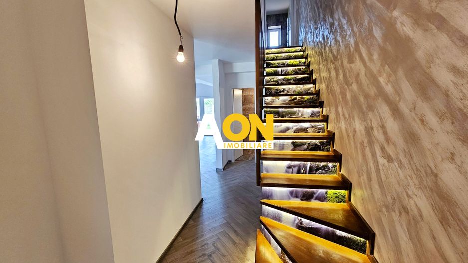 1/2 Duplex nou, 4 camere, finisat la cheie, 300 mp teren, zona Garii - Poză 3