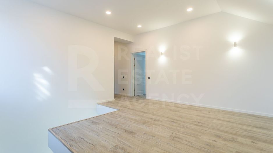 Casă cu 2 nivele amplasată pe strada Doina și Ion Aldea - Teodorovici - Poză 10