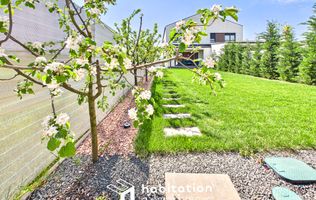 Duplex elegant si luminos, cu o curte impresionantă, Dumbrăvița