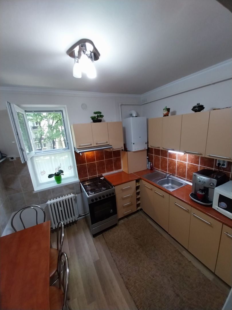 Ag EUROPA vinde ap 2 cam 59mp RENOVAT etajul 1 CAREIULUI zona LIDL. - Poză 4