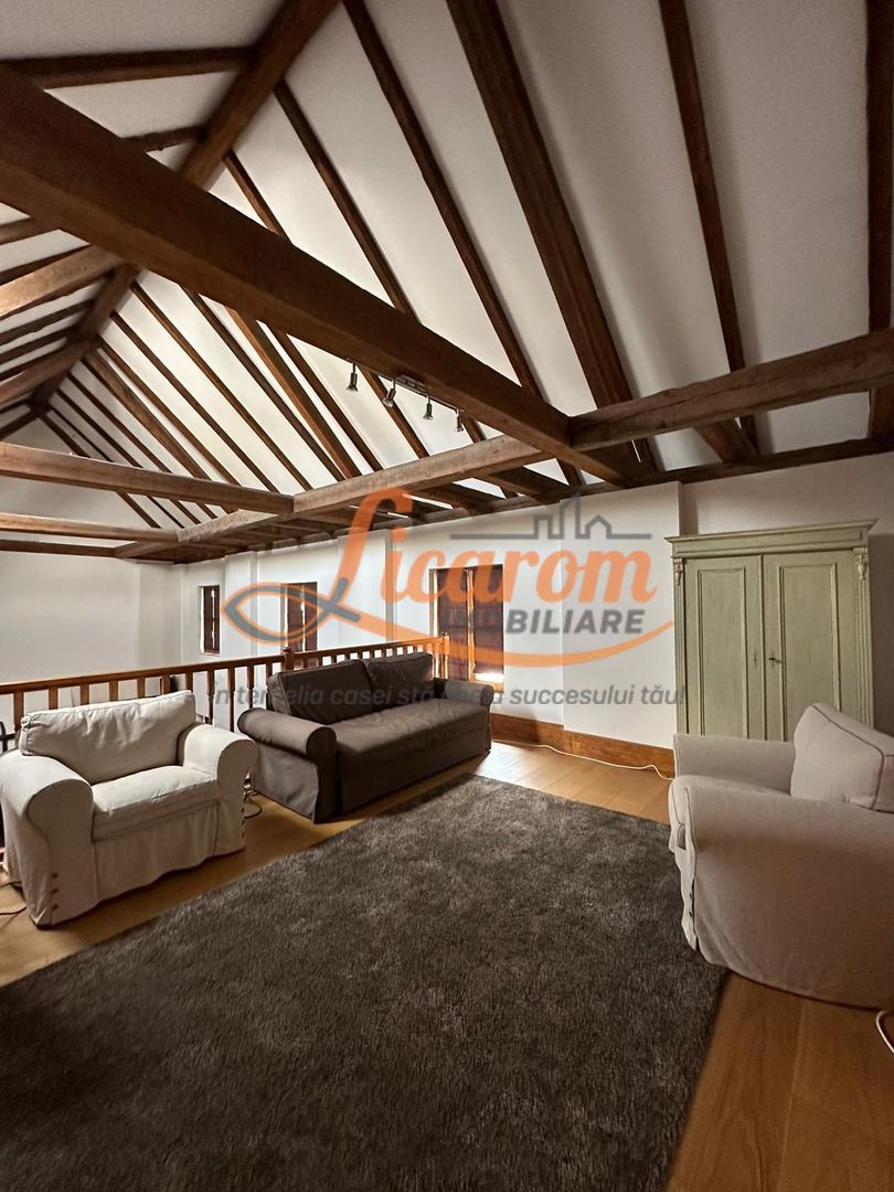 Casa saseasca CRISTIAN,amenajata LUX,pt turism,piscina,curte - Poză 1