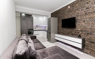 Chirie, apartament, 3 camere, bd. Renaşterii Naţionale, Rîşcani - Poză 1