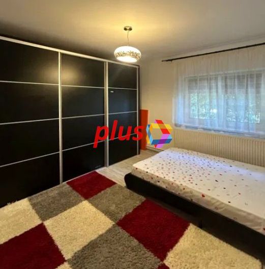 Apartament cu patru camere, zona Florilor/Craiter , 80 mp - Poză 5