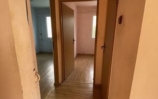 Apartament 3 camere de vanzare - Poză 2